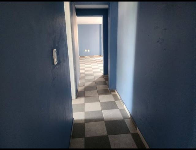 2 BEDROOM PROPERTY TO RENT IN CYRILDENE